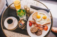 Cambria Downtown Phoenix Convention & Airport Hotel - พร้อมอาหารเช้า