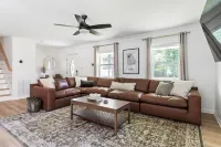 Private Pool & Fire Pit w/ Gazebo & Grill. Family Friendly 4 bedroom home.