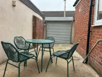 Darlington 4BD Home: Modern Comfort & Free Parking