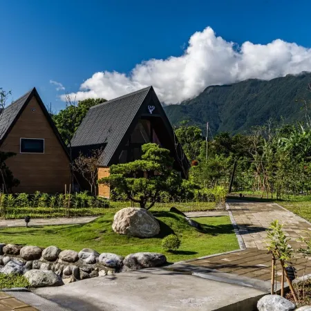 Sun Star Bed and Breakfast/Breeze Star Language Homestay Отели рядом с достопримечательностью «Озеро Лиюй»