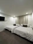 Modern Retreat in Continental Country Club with AC