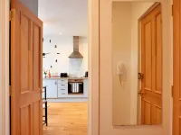 Shaky's Penthouse