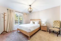 Blitzen by AvantStay Pet-Friendly Tahoe Retreat Near Heavenly Ski Resort