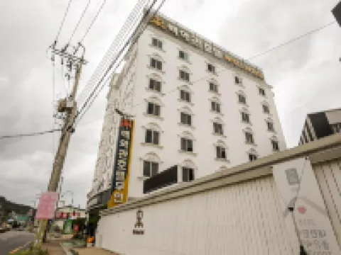 Muan White House Hotel 務安のホテル