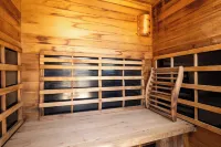 Artistic Venice Beach Canals Studio w/Rooftop & Sauna!