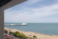 The Cumberland Hotel