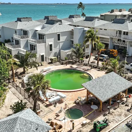 Lighthouse Resort & Club