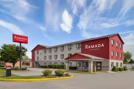 Ramada by Wyndham York Harrisburg Hershey Отели в г. Манчестер Тауншип
