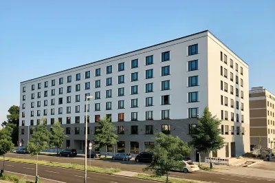 Habyt-The Waterfront Hotellit kohteessa Lichtenberg