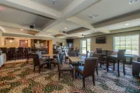 Cobblestone Inn & Suites - Wray - parking