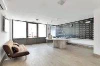 Suite A Tema