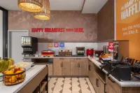 Hampton Inn & Suites by Hilton Maui North Shore فنادق في كاهولوي