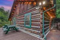 Hidden Acres Lodge 3 Bedroom Cabin Hotels in Sevier County