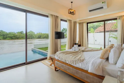 ELIVAAS VILLA FLEUVE Hotels in Pilerne Industrial Estates