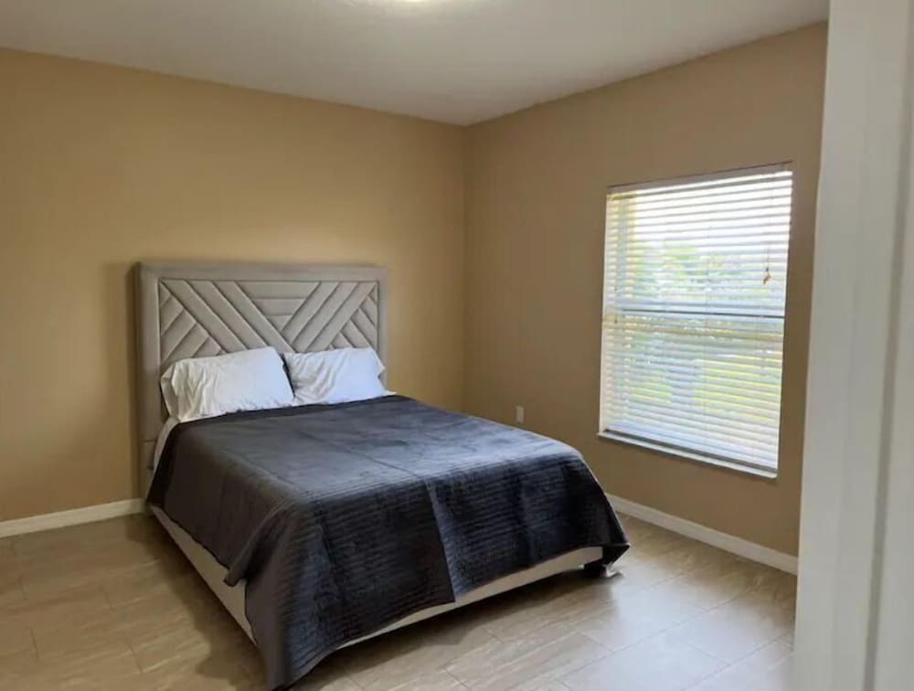 Peace and Quiet near Daytona Hotels in Holly Hill