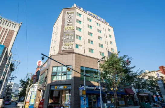 Crystal Residence Hotel