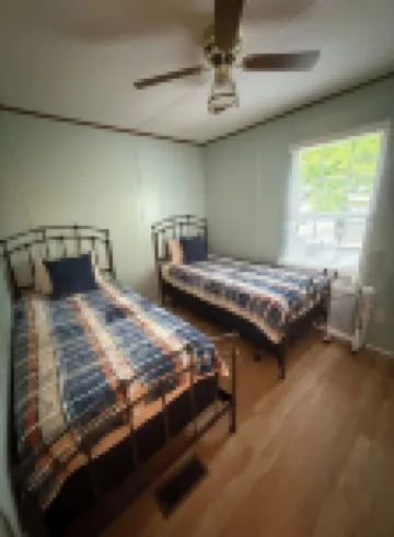 Sunset BnB - 3BR &  Lovely Waterfront Vista