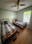 Sunset BnB - 3BR &  Lovely Waterfront Vista