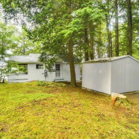 Private Dock on Messalonskee Lake: Cozy Cottage!