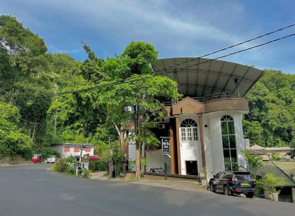 Kandy Forest Villa Hotel