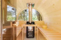 Tinyhouse & bees: an unusual stay in Provence