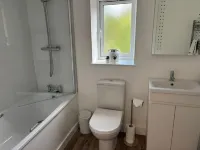 Entire Home Close to Peppa Pig World & New Forest Hotels in Totton