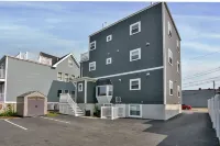 Sleek Somerville Apartment near Encore!