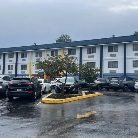 Quality Inn & Suites Morgantown - University Area