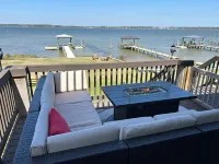 Kayak/Fish/Grill&Chill where River meets Ocean! Gameroom/Amenities/Pup Friendly!