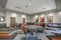 Hampton Inn Blue Ash Cincinnati - breakfast