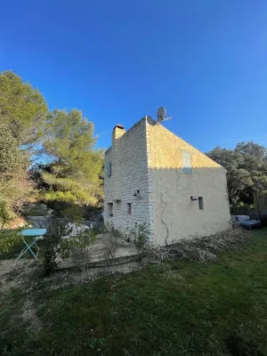 MAZET PROVENCAL NESTLED IN THE HEART OF THE LUBERON Hotels in Lagnes