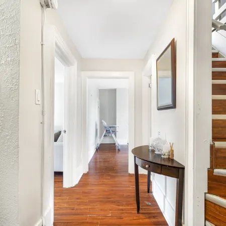 Your home away from home in Thorold, ON - Niagara Falls