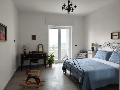 Kairòs - Short Term Rental. Fabulous location between Naples Pompeii Sorrento. Hotels in Torre Annunziata