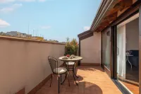 SAVOIA 173 APARTMENT in the center with reserved parking, a few kilometers from the sea.