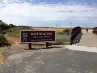 Cozy 2-bedroom house with gated 2 car parking, 2 blocks from the bay