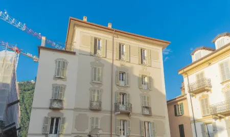 Linda Apartment 3 in Como