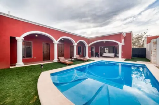 3-bedroom villa in charming Tesoco with AC, WiFi. Relax and unwind