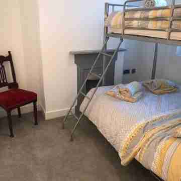 Eleven Upway Street Rooms