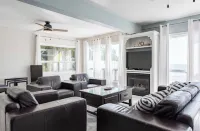 Sunset Getaway on Long Beach Hotels in Wainfleet