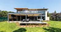 Casa Cundi-Contemporary Living in Nature