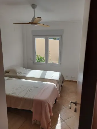 Large detached family home with multiple views at 3 kilometers from Moraira. Отели в г. Бенитачель