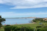 Villa con Rooftop e Giardino Privato a 200 Metri Dalla Spiaggia