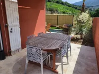 Villa with swimming pool in Collioure. Ideal for vacations with family or friends