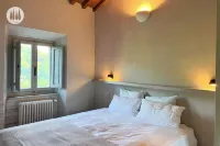 Residential church in a villa with pool and panoramic views in Tuscany Hotels in Pescia
