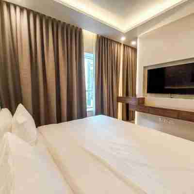 Apartment 2BD,Royal Home , Deluxe, Beach View, Abu Dhabi Rooms