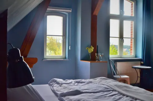 Complete guesthouse on the Finow Canal (former school from 1875) for 12 people