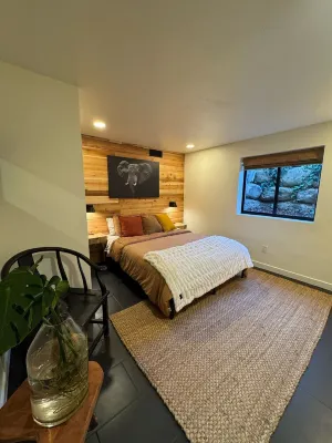 Rustic luxe Hideaway-near Beautiful American Fork Canyon! Hotels in Highland