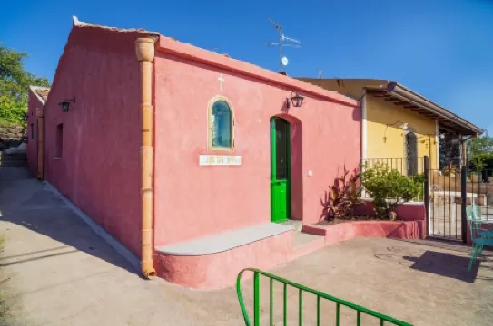 Lunarosa, scenic country cottage in Montargano.