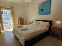 Seafront Complex with private pool, two bedroom apartment fully equipped Hotels in Fuseta