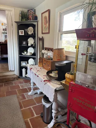 Country Retreat with Separate spaces for everyone!